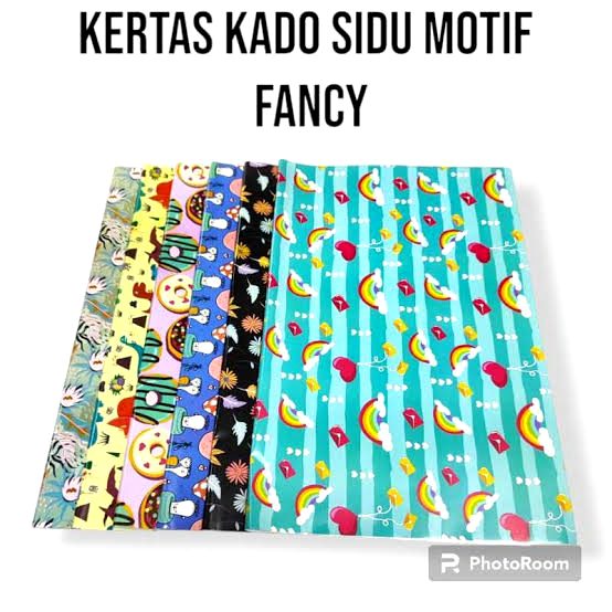 Kertas Kado Karakter Sidu